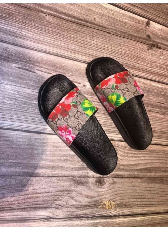 GG BLOOMS SUPREME FLORAL SLIDE SANDAL